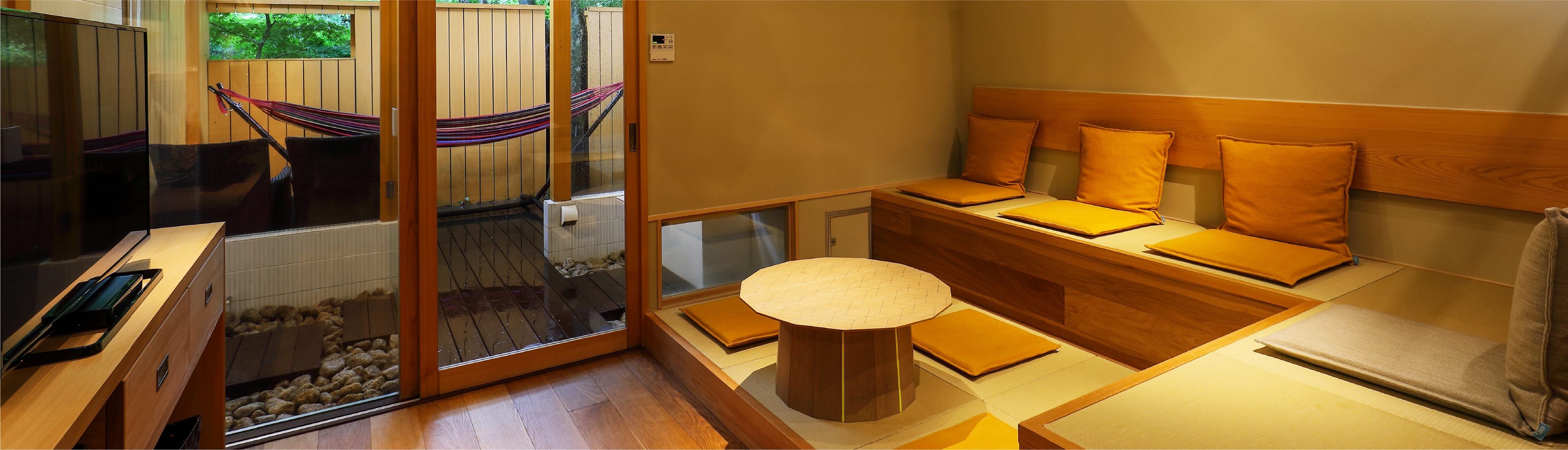 Guest room