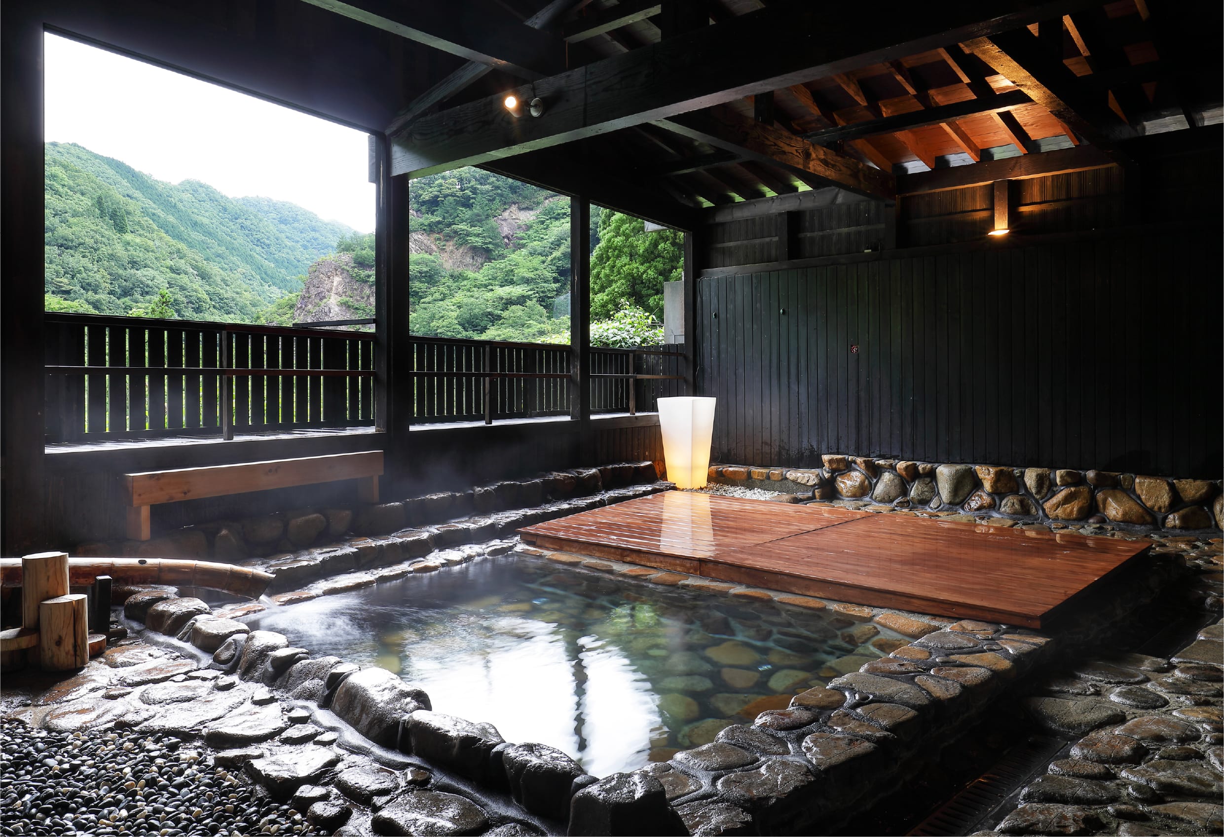 炭籠の湯
